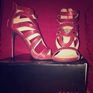 Size 10 red heels